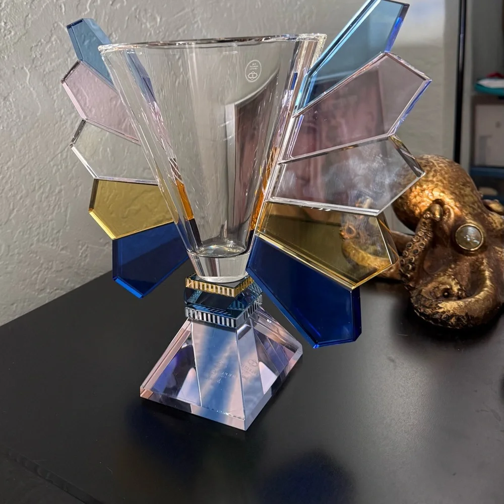 Luxury Sculptural Crystal Vase by Reflections Copenhagen – Neiman Marcus Excl